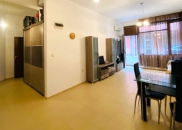 Велика двокімнатна квартира поряд з морем у Поморії. Фото 6