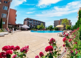 Просторная 2-комнатная квартира в комплексе Nessebar Fort Golf Club. Foto 1