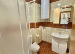 Apartment in a large complex on the first line. Photo 14