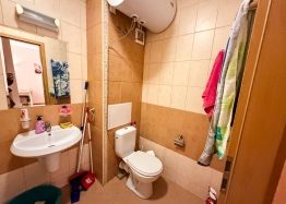 Mieszkanie jednopokojowe w dużym kompleksie. Zdjęcie 21