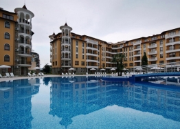 Apartment mit Meerblick in einer ausgezeichneten Anlage. Foto 4