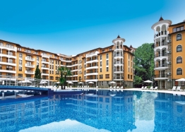 Zwei-Zimmer-Wohnung mit herrlichem Blick auf die Pools in einem Luxuskomplex. Foto 31
