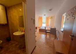 Apartment with sea view and swimming pool on the first line. Photo 14