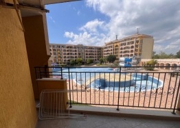 Apartment with sea view and swimming pool on the first line. Photo 8