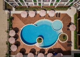 Apartment with a pool view in a premium new complex. Photo 6