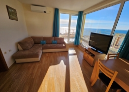 Apartment with fantastic sea view in a large complex. Photo 24