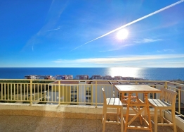 Apartment with fantastic sea view in a large complex. Photo 1