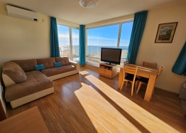 Apartment with fantastic sea view in a large complex. Photo 2