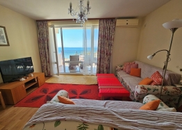 Apartament z pięknym widokiem na morze w pierwszej linii. Zdjęcie 14
