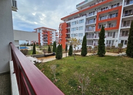 Excellent apartment on the first line in a large complex. Photo 7