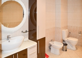 Große Wohnung in einer schönen Anlage in erster Meereslinie. Foto 49