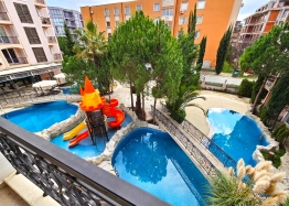 Apartment with pool view in a beautiful complex. Photo 1