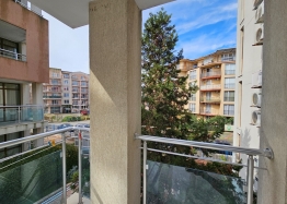 Three-room furnished apartment in the Sun City 1 complex. Photo 21