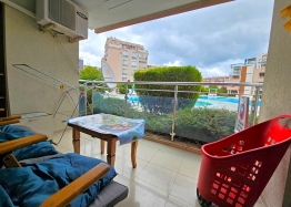 Großes Studio-Apartment in einem Komplex mit ausgezeichneter Lage. Foto 6