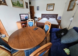 Großes Studio-Apartment in einem Komplex mit ausgezeichneter Lage. Foto 10