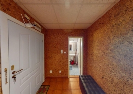 Large three-room apartment in a good complex. Photo 21