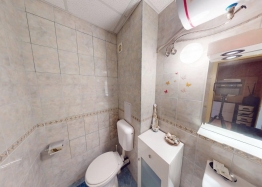 Large three-room apartment in a good complex. Photo 25