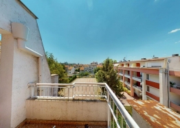 Large three-room apartment in a good complex. Photo 20