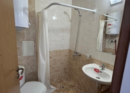 Schöne Wohnung in einer großen Anlage. Foto 22