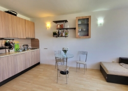 Zweizimmerwohnung fünf Gehminuten vom Meer entfernt. Foto 10