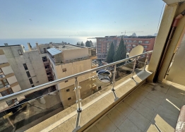 Spacious apartment with a gorgeous sea view. Photo 11