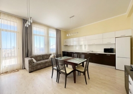 Luxusní apartmán 100 metrů od pláže v krásné budově. Foto 25