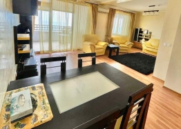 Apartament z jedną sypialnią na pierwszej linii brzegowej. Zdjęcie 20