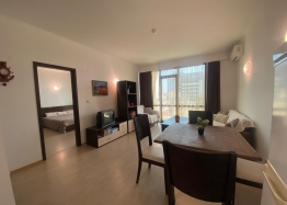 Prostorný apartmán s výhledem na moře a skvělou polohou. Foto 3