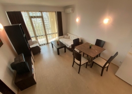 Prostorný apartmán s výhledem na moře a skvělou polohou. Foto 2