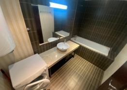 Prostorný apartmán s výhledem na moře a skvělou polohou. Foto 23