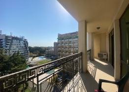 Prostorný apartmán s výhledem na moře a skvělou polohou. Foto 10