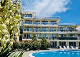 Large studio 100 meters from the sea. Photo 1