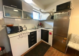 Cozy two-room apartment 100 meters from the sea. Photo 4