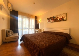 Cozy two-room apartment 100 meters from the sea. Photo 16