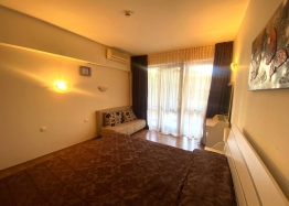 Cozy two-room apartment 100 meters from the sea. Photo 17