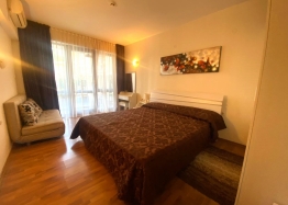 Cozy two-room apartment 100 meters from the sea. Photo 5