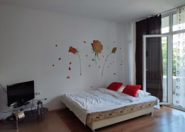Cozy studio apartment in a great complex. Photo 3