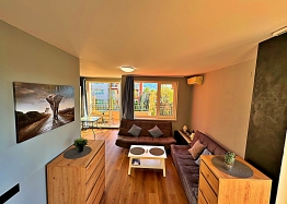 Prostorné studio ve velkém komplexu. Foto 15