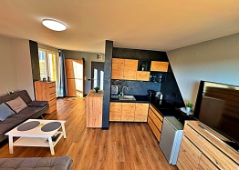 Prostorné studio ve velkém komplexu. Foto 13