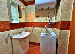 Prostorný byt ve velkém komplexu. Foto 23