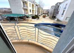 Studio with a pool view in a residential complex. Photo 8